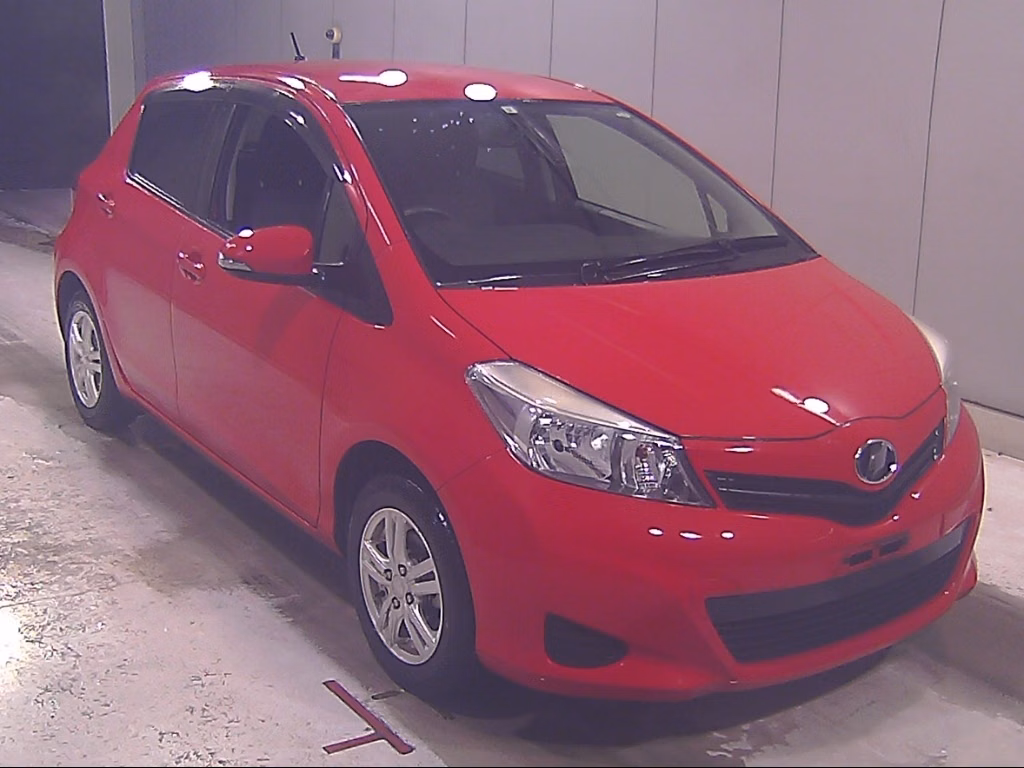TOYOTA VITZ