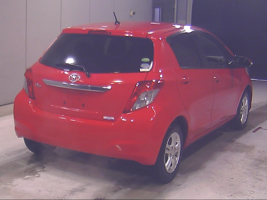 TOYOTA VITZ