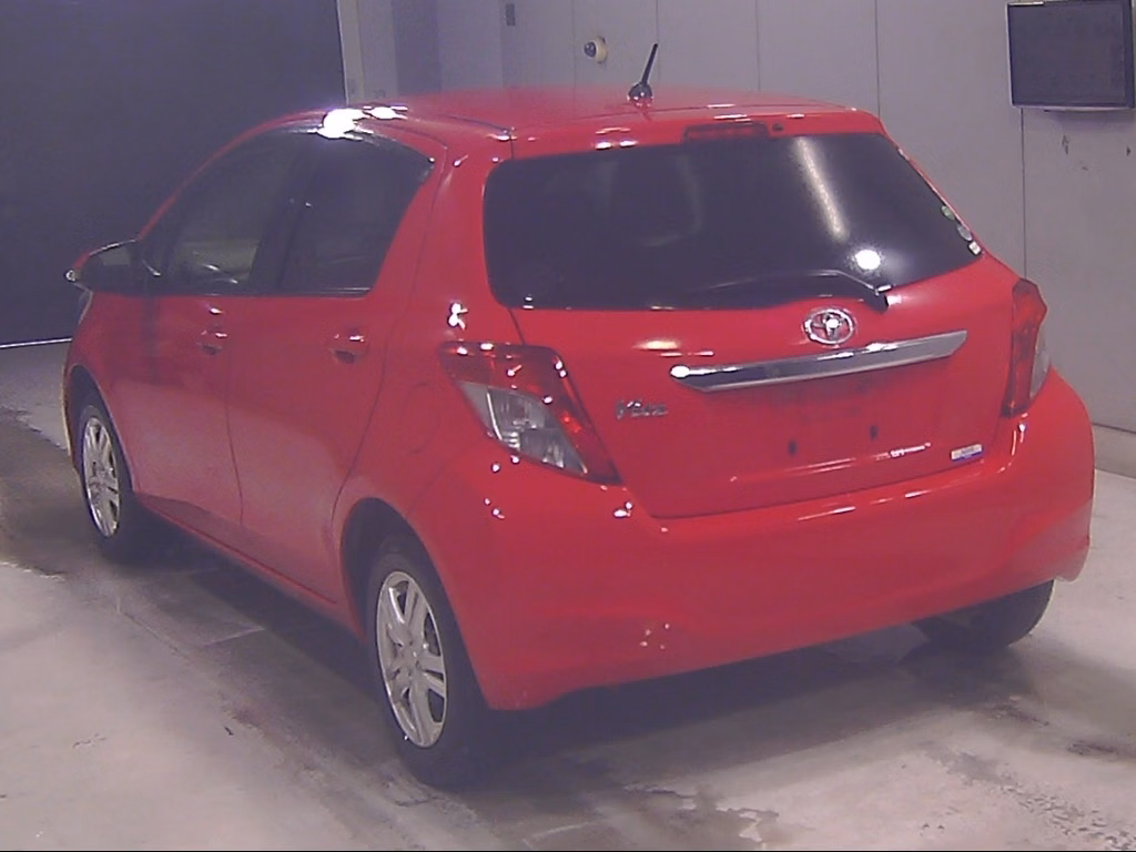 TOYOTA VITZ