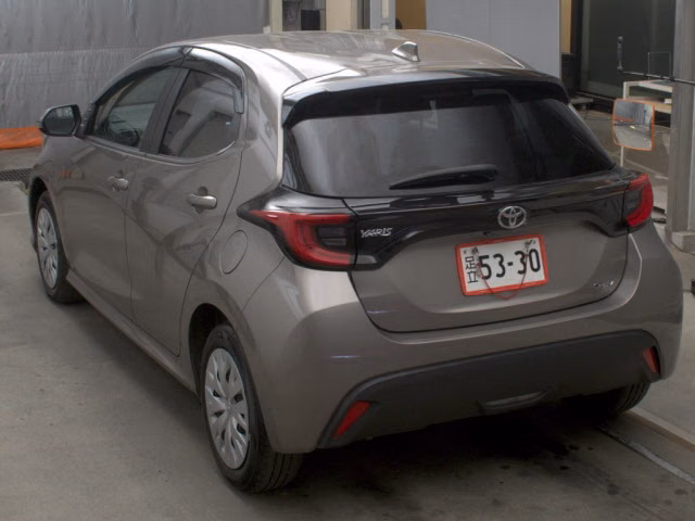 TOYOTA YARIS