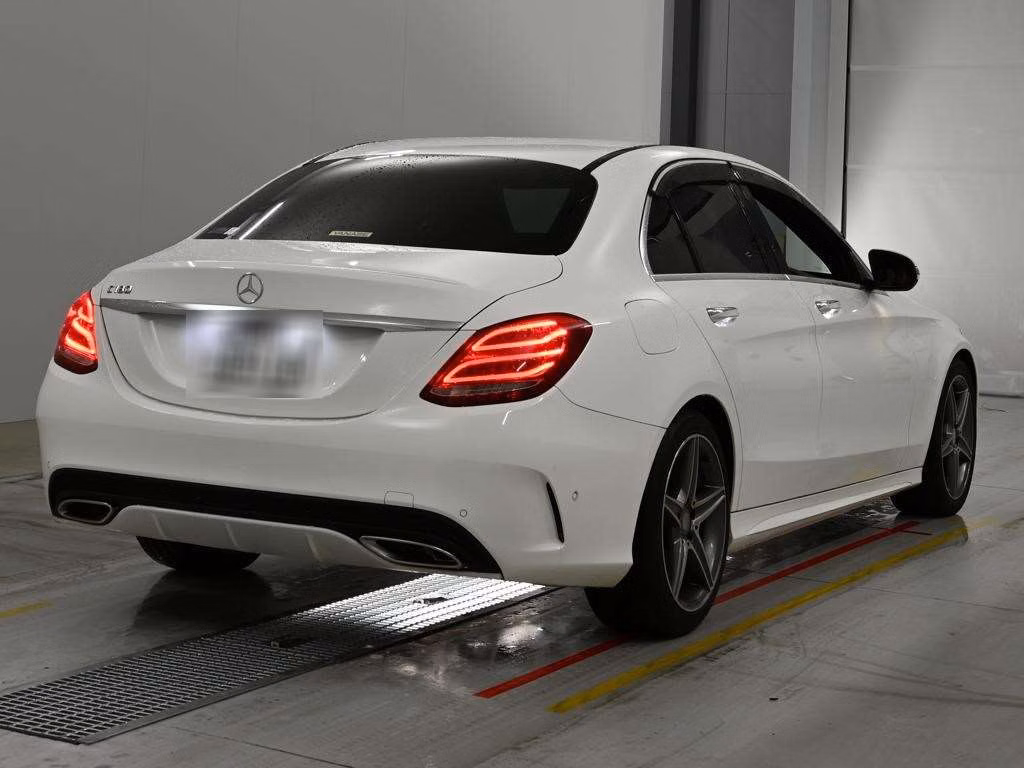 MERCEDES-BENZ C-CLASS