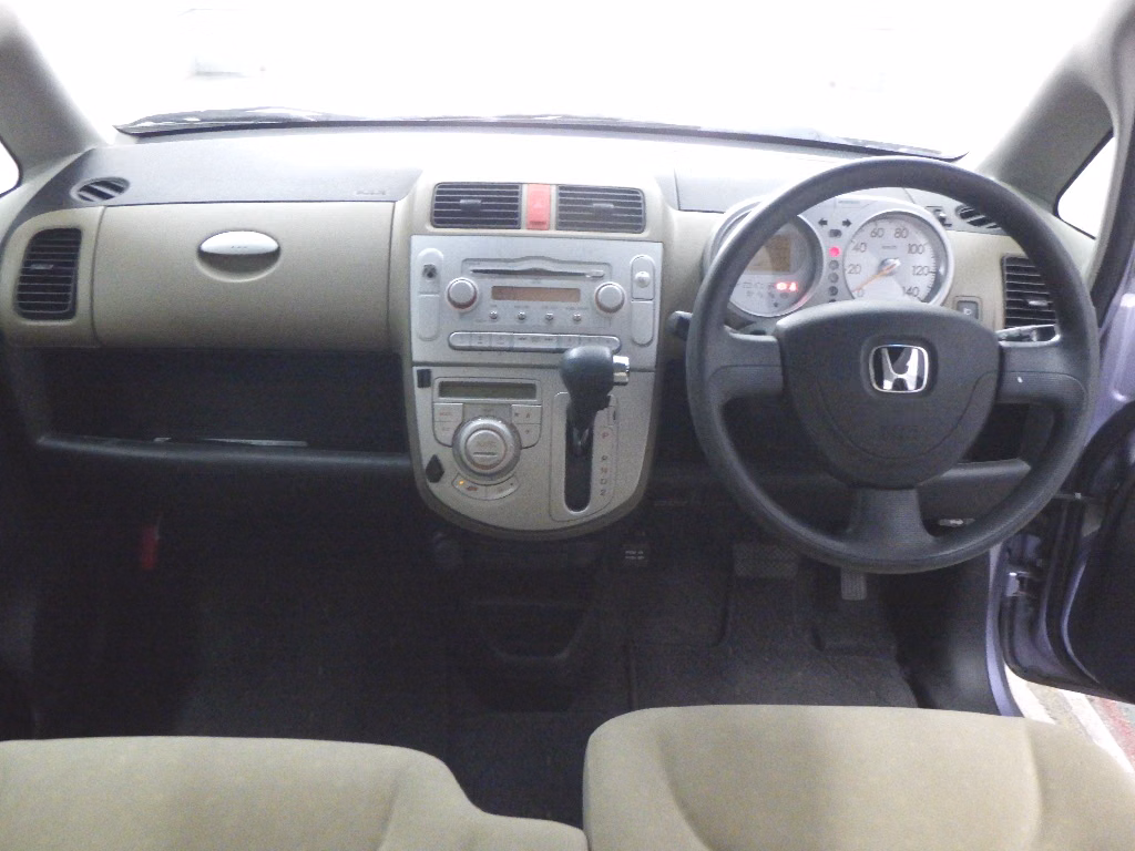 HONDA LIFE