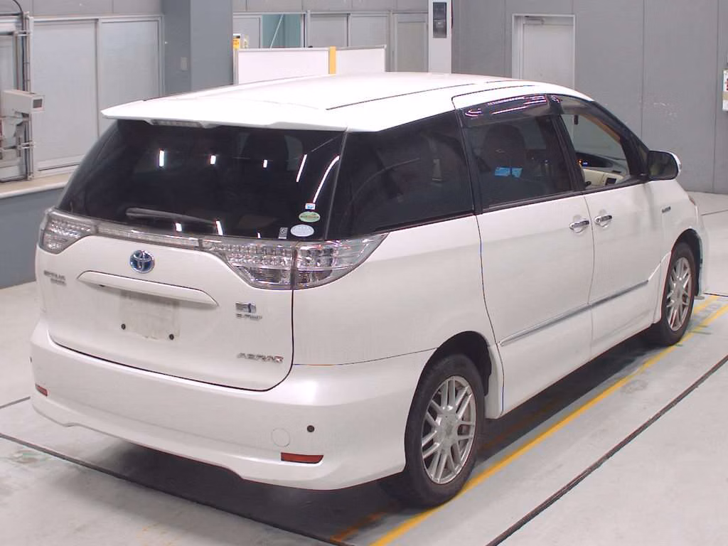 TOYOTA ESTIMA