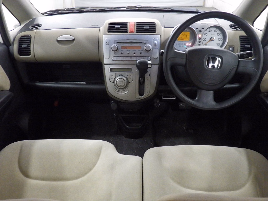 HONDA LIFE