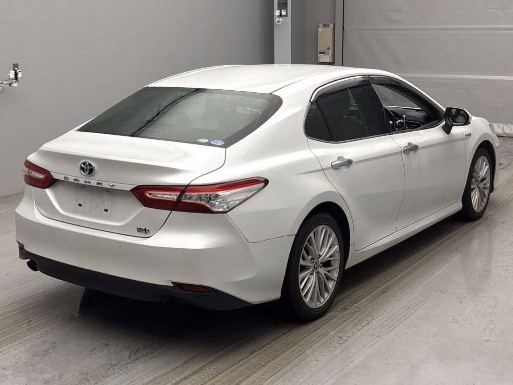 TOYOTA CAMRY