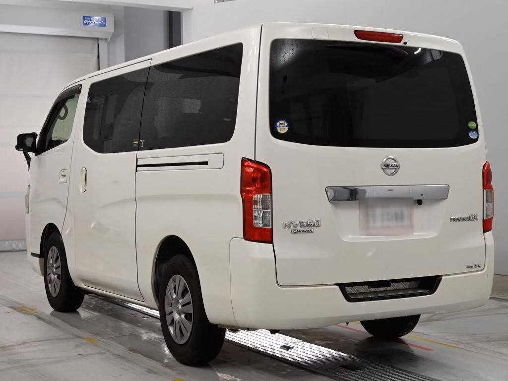 NISSAN NV350 CARAVAN