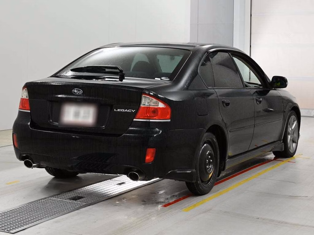 SUBARU LEGACY B4