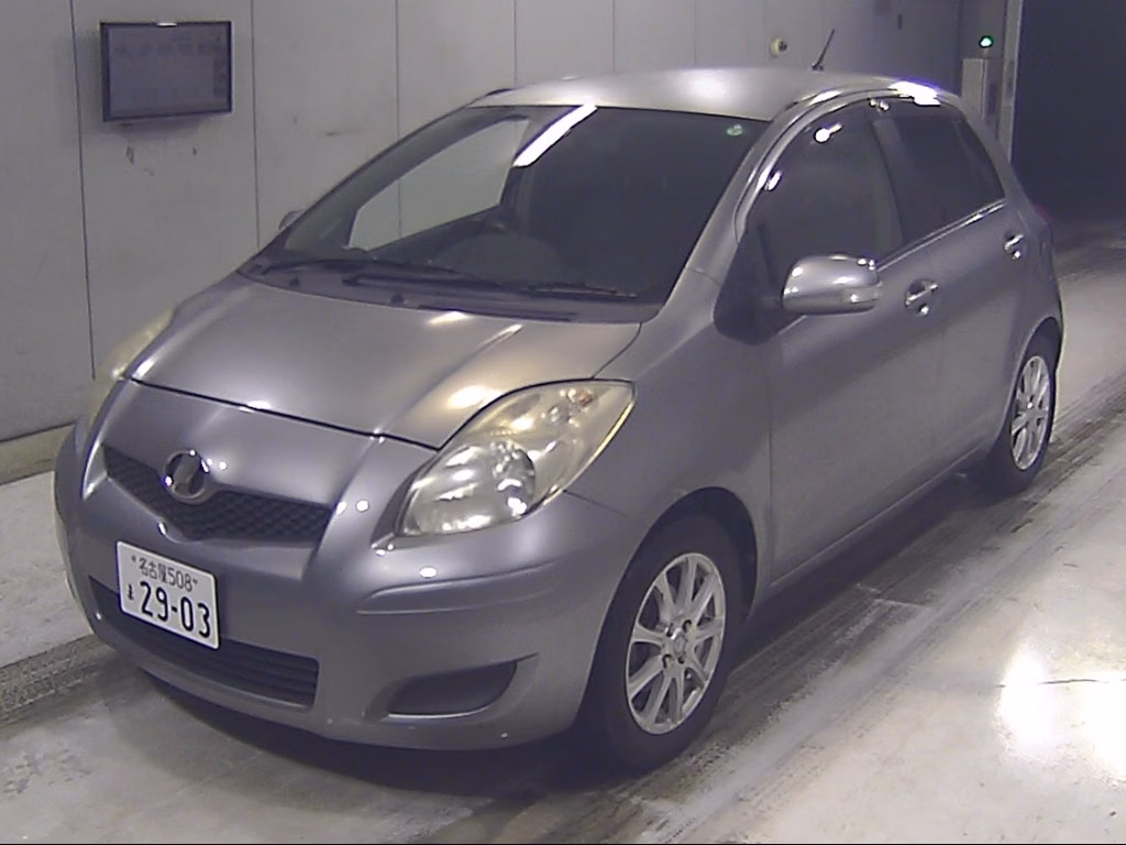 TOYOTA VITZ
