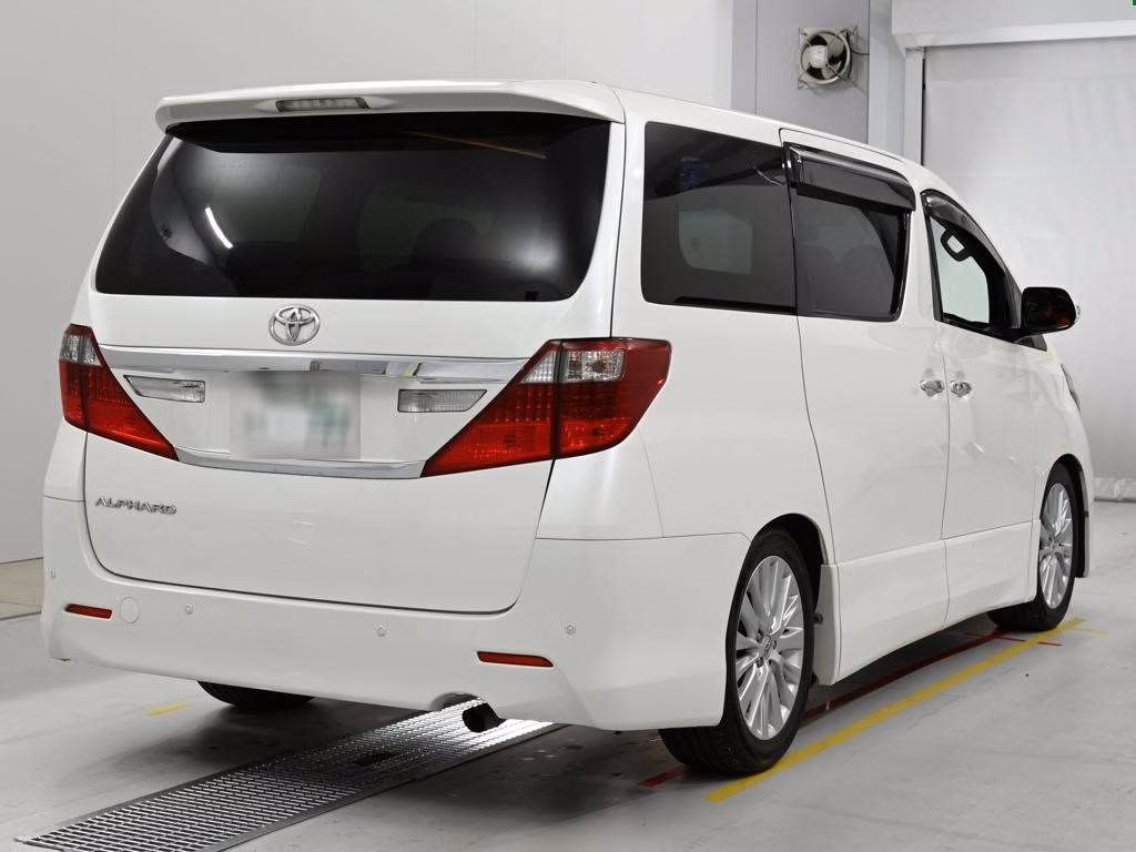 TOYOTA ALPHARD