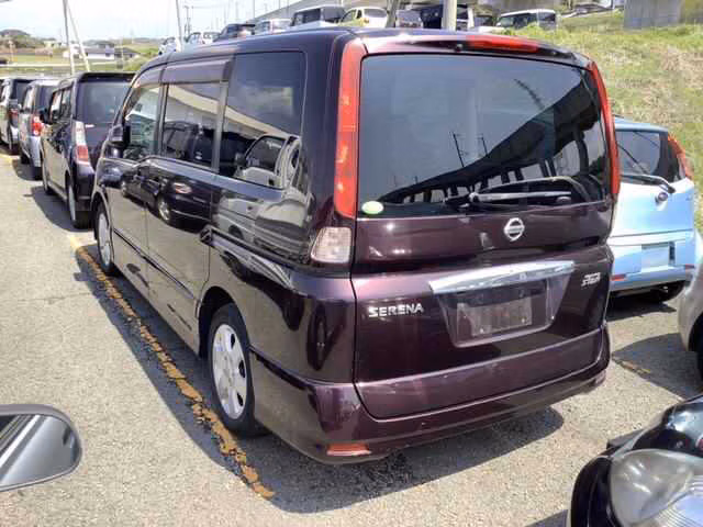 NISSAN SERENA
