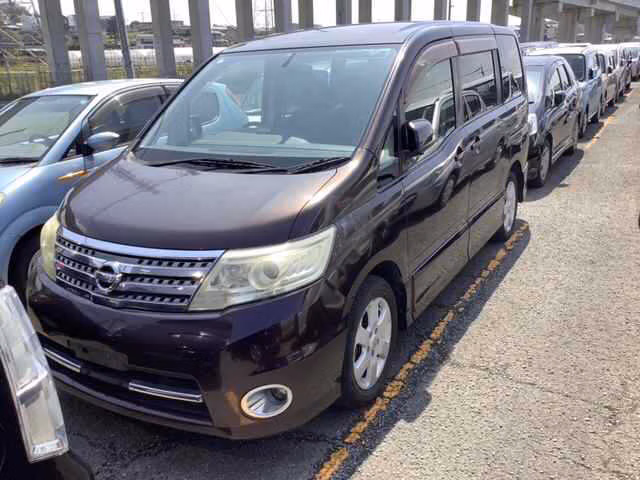 NISSAN SERENA