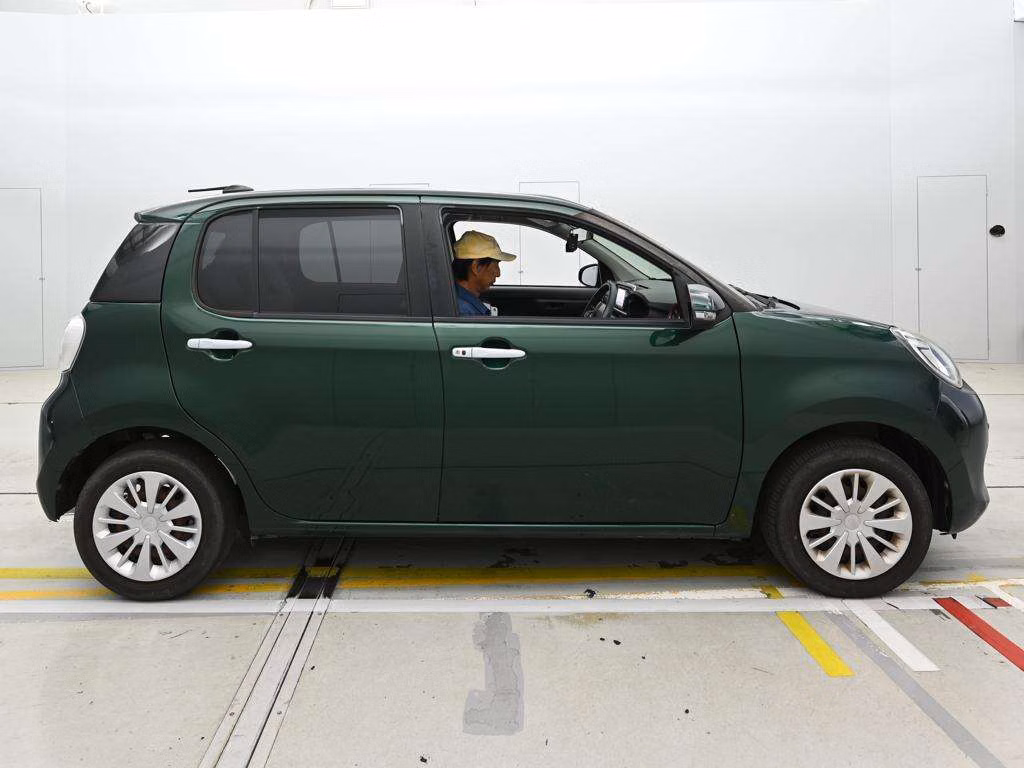 DAIHATSU BOON