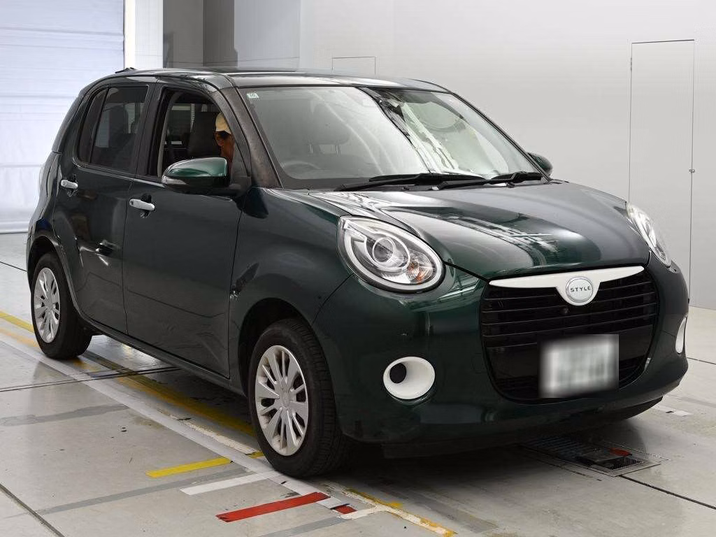 DAIHATSU BOON
