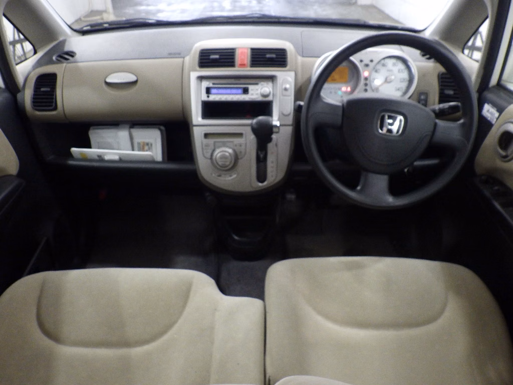 HONDA LIFE