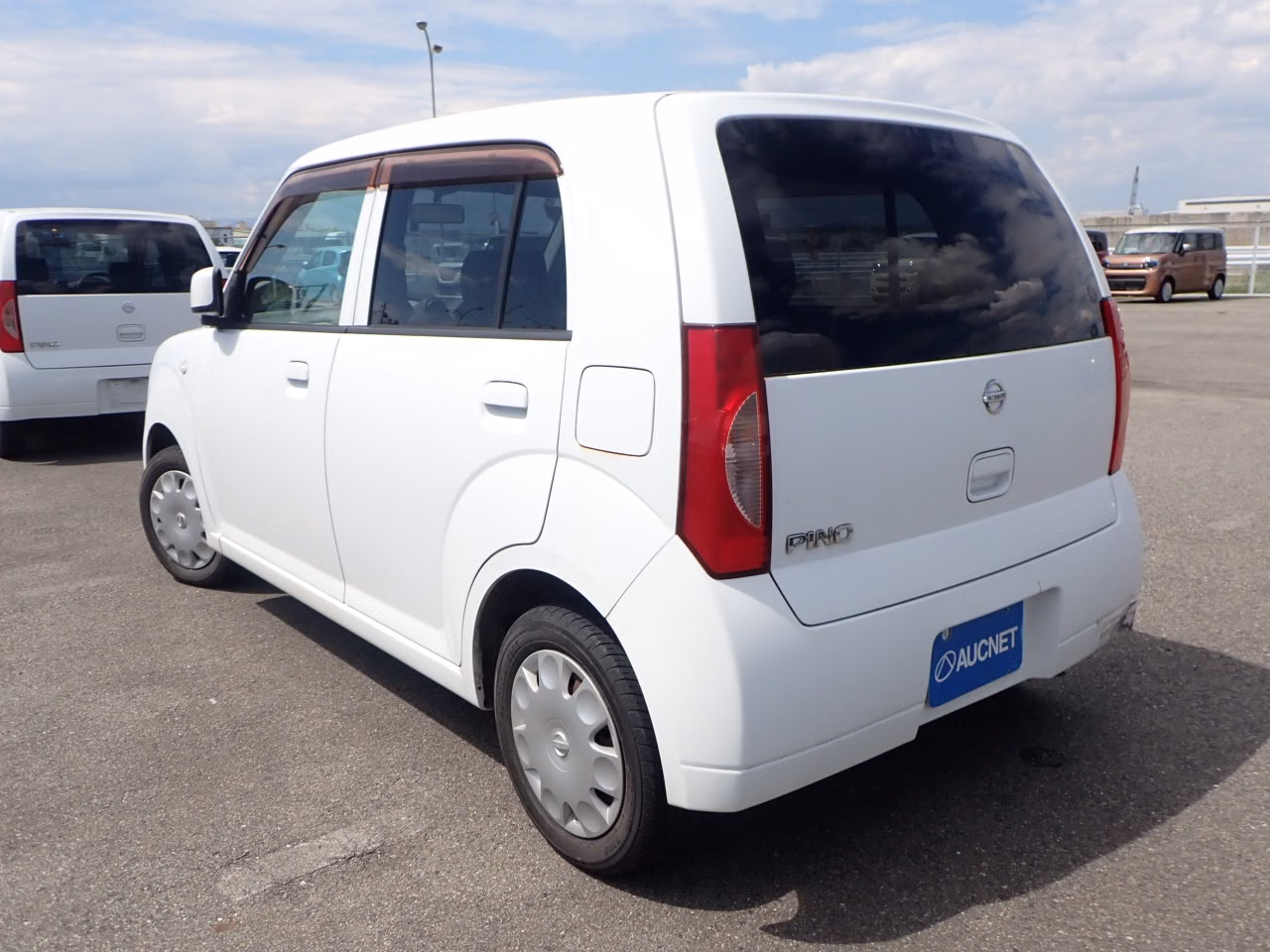 NISSAN PINO