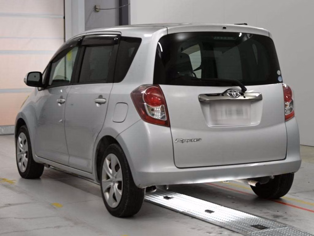 TOYOTA RACTIS