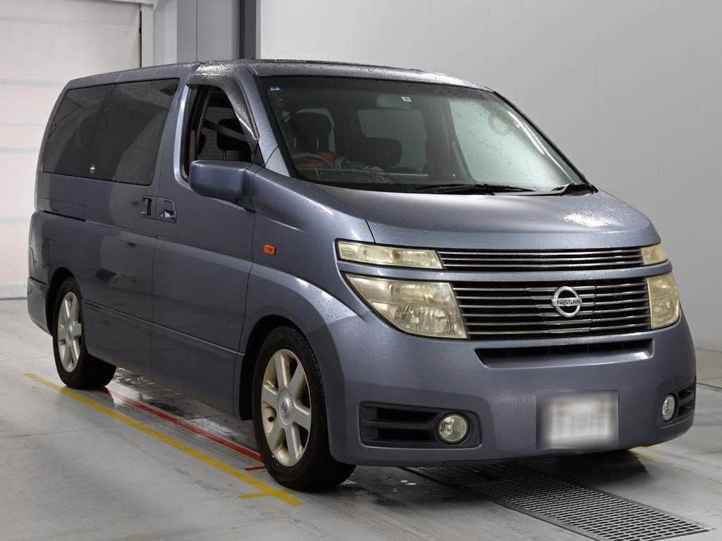 NISSAN ELGRAND