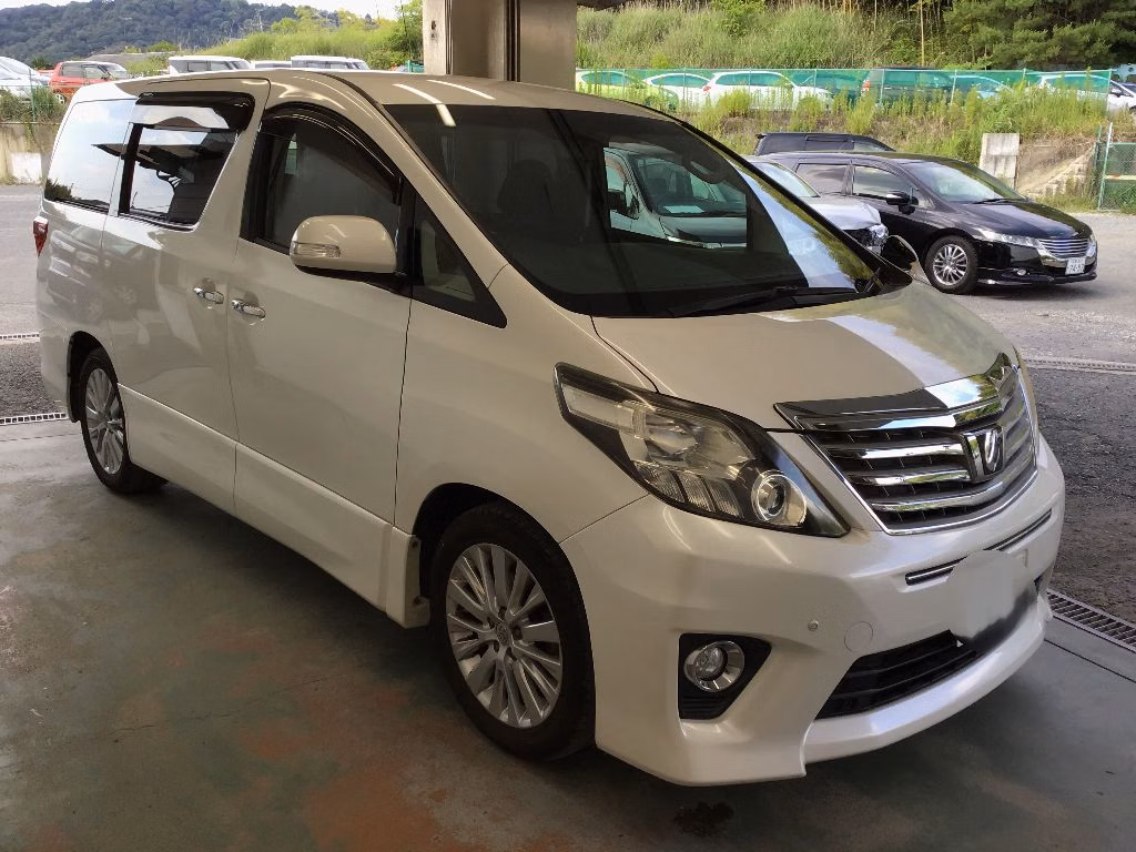 TOYOTA ALPHARD