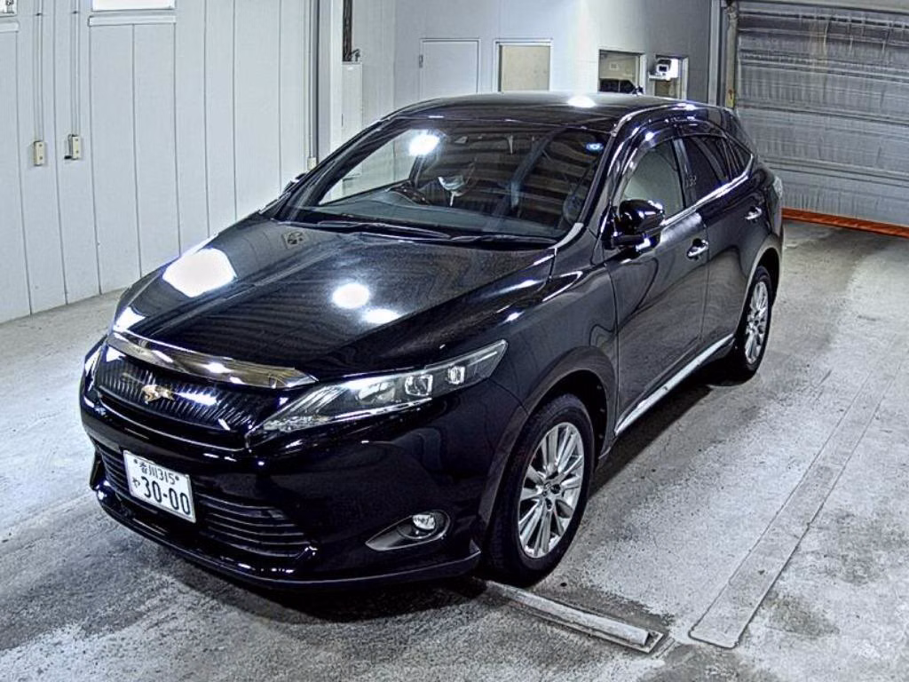 TOYOTA HARRIER