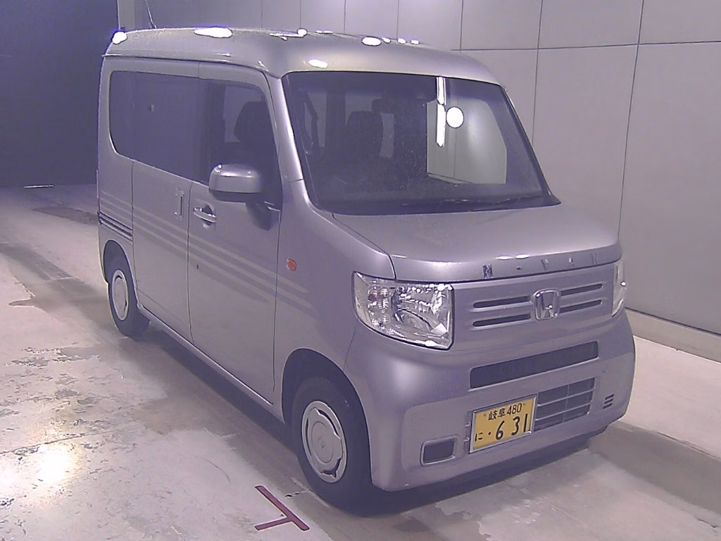 HONDA N-VAN