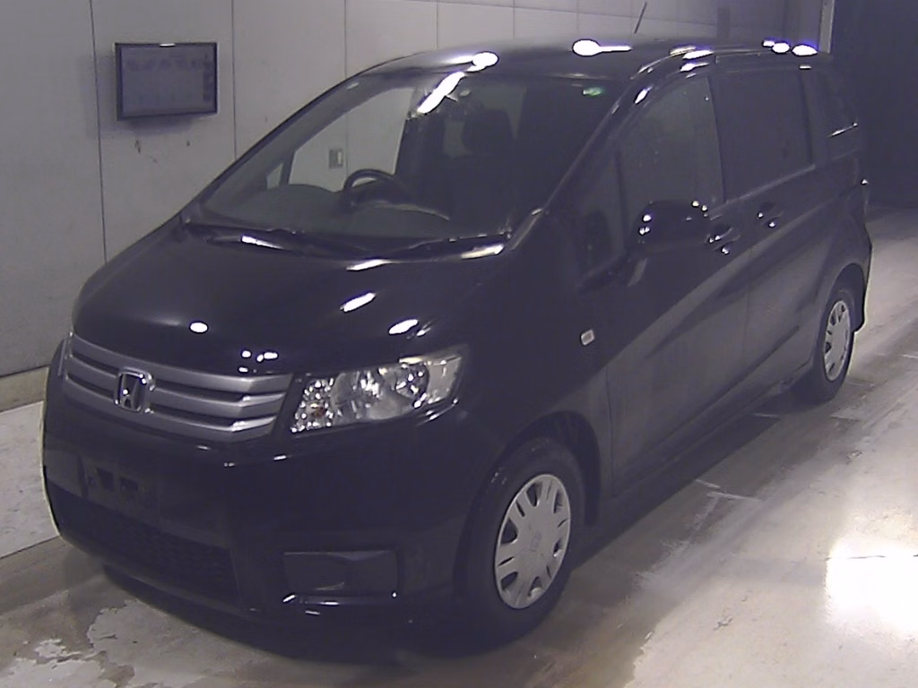 HONDA FREED SPIKE