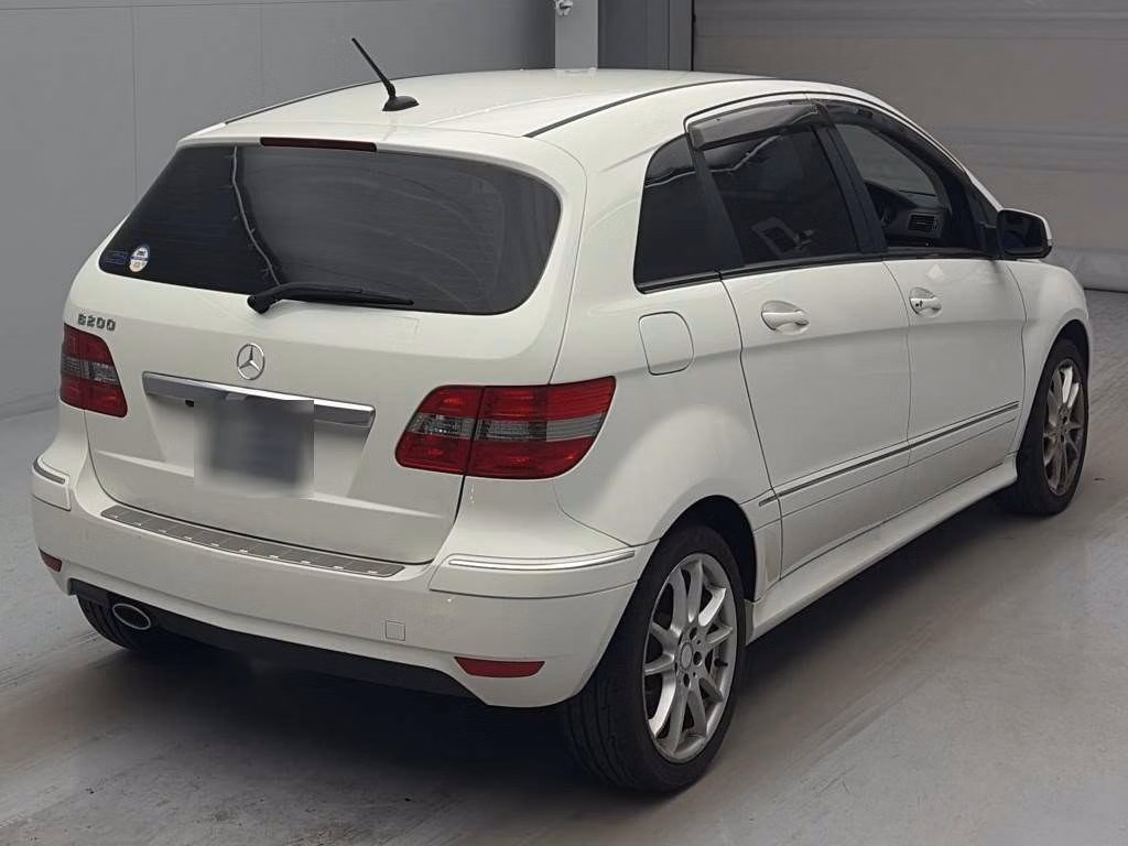 MERCEDES-BENZ B-CLASS