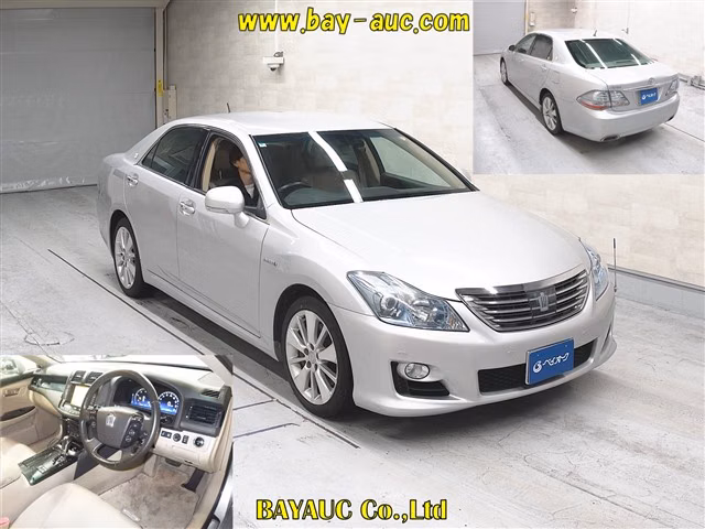 TOYOTA CROWN