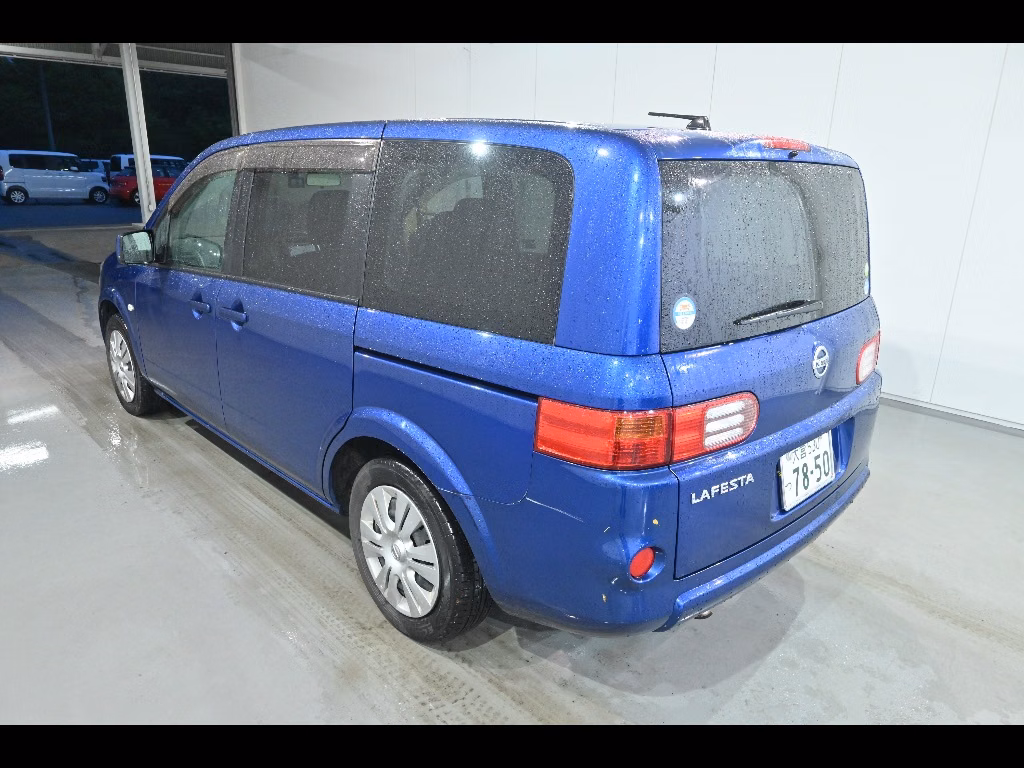 NISSAN LAFESTA