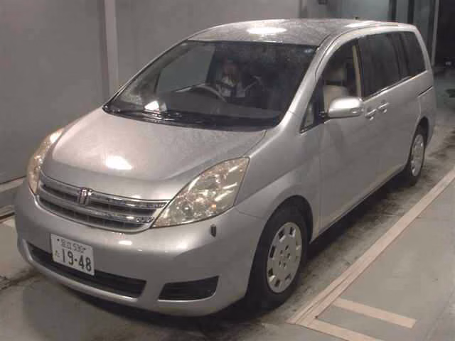 TOYOTA ISIS