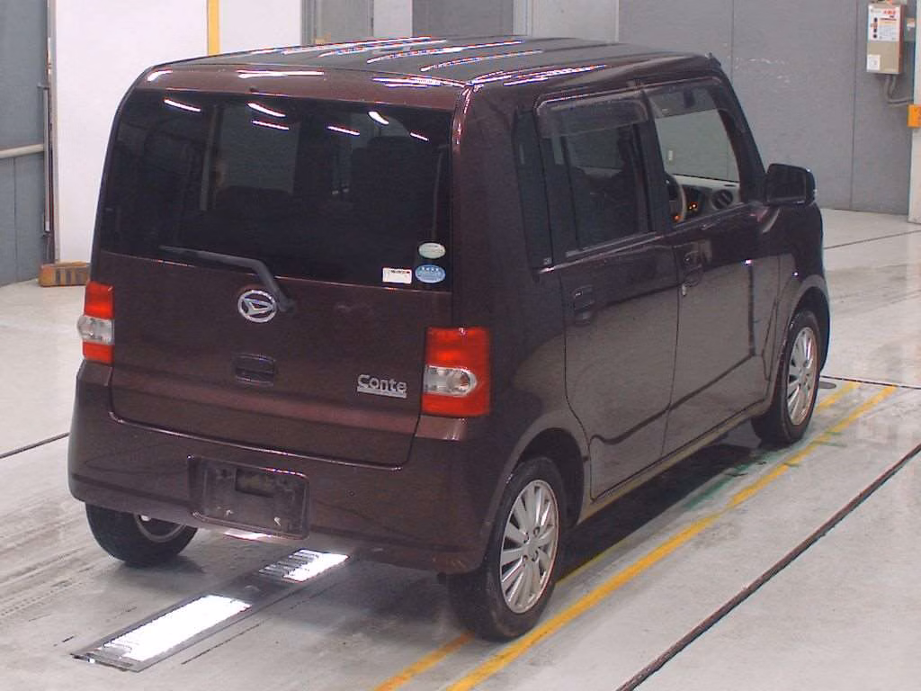 DAIHATSU MOVE CONTE
