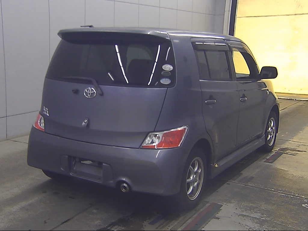 TOYOTA BB