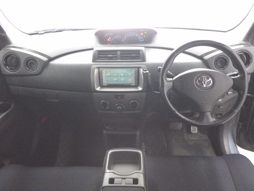 TOYOTA BB