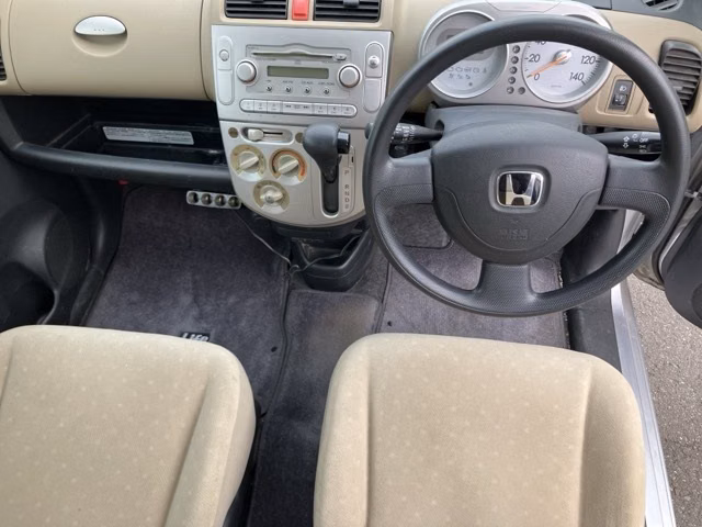 HONDA LIFE