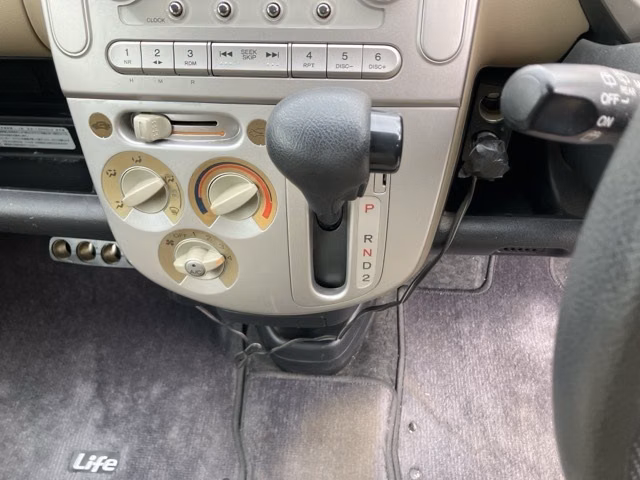 HONDA LIFE
