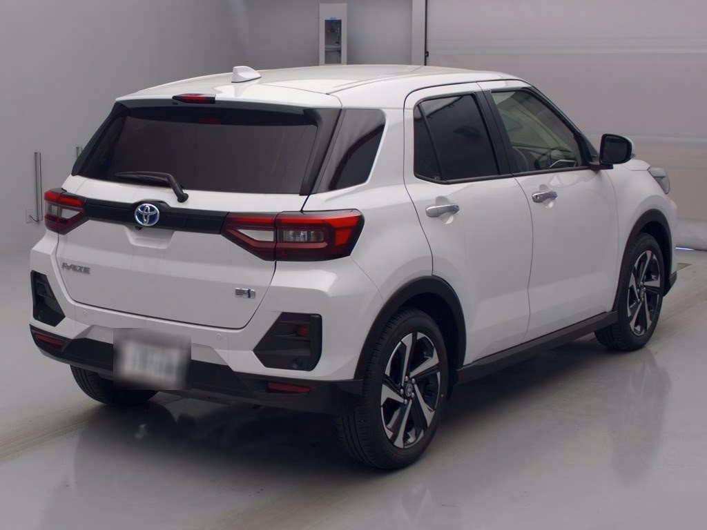 TOYOTA RAIZE