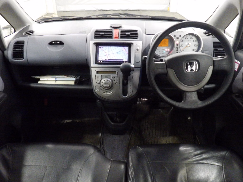 HONDA LIFE