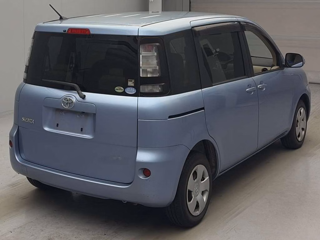 TOYOTA SIENTA