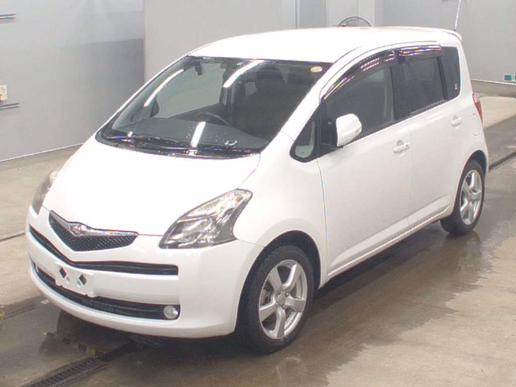 TOYOTA RACTIS