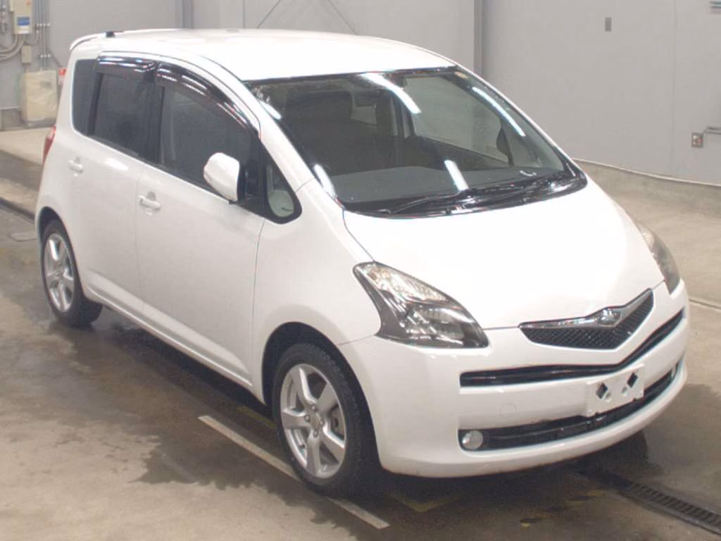 TOYOTA RACTIS