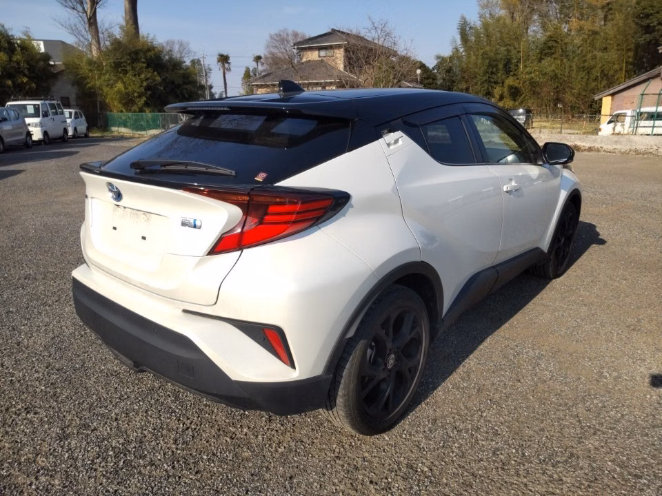 TOYOTA C-HR