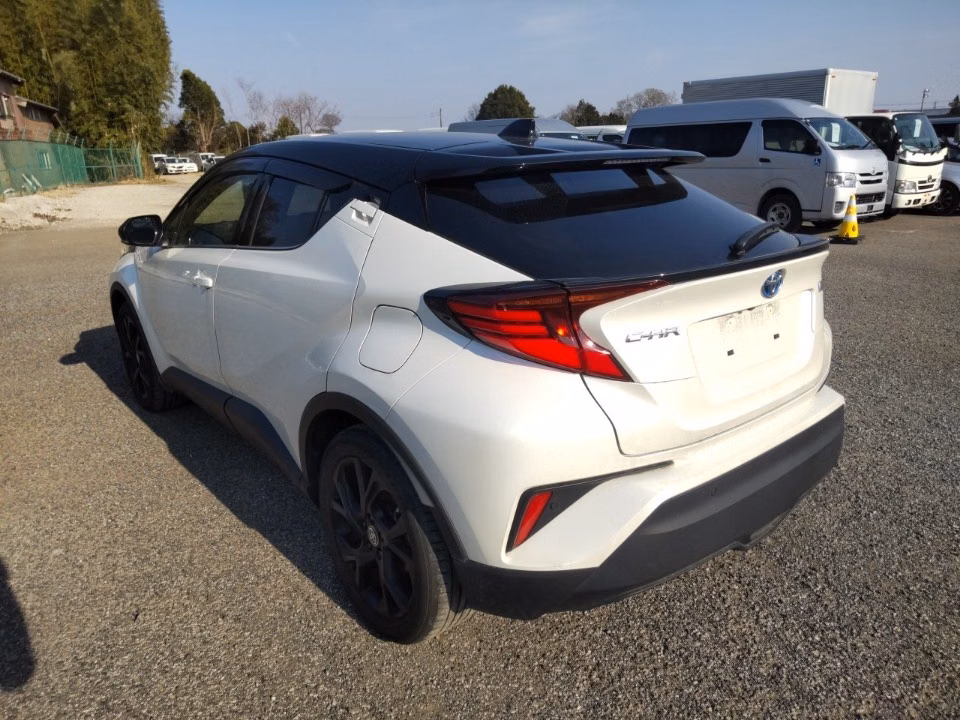 TOYOTA C-HR