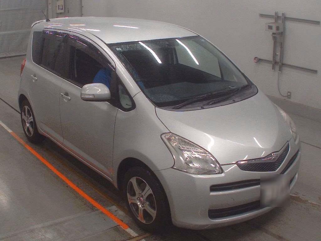 TOYOTA RACTIS