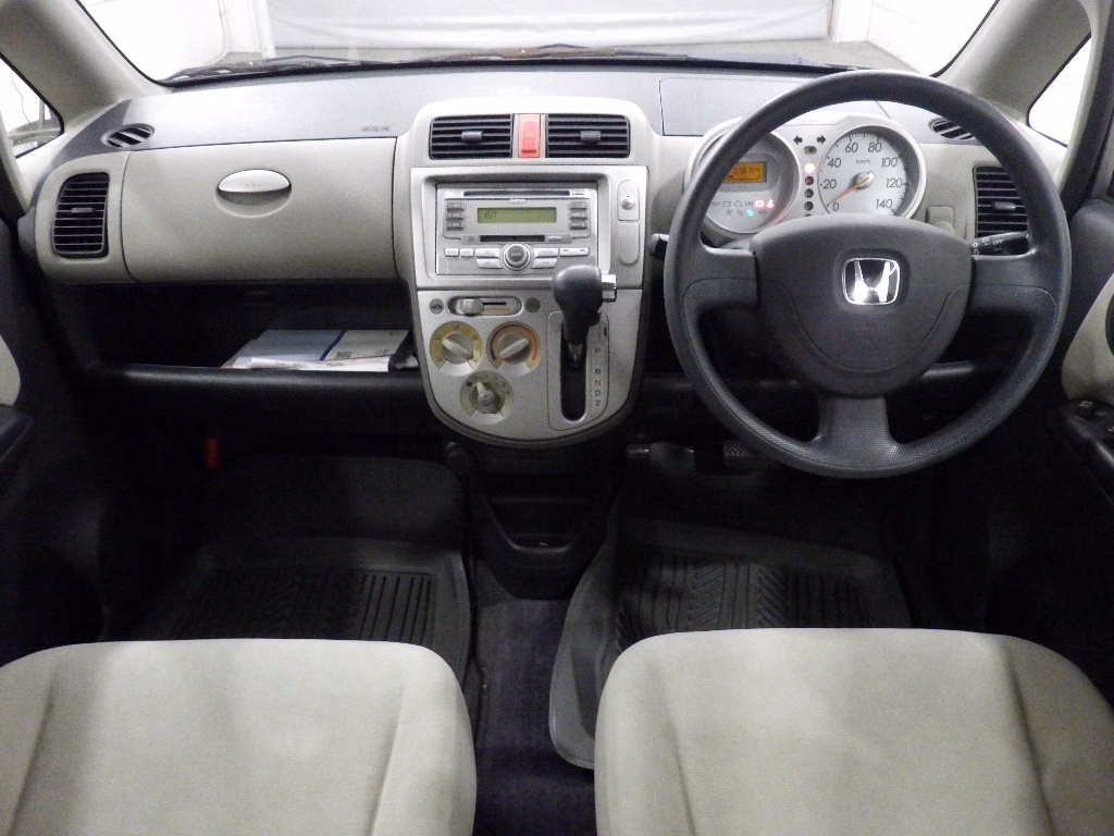 HONDA LIFE