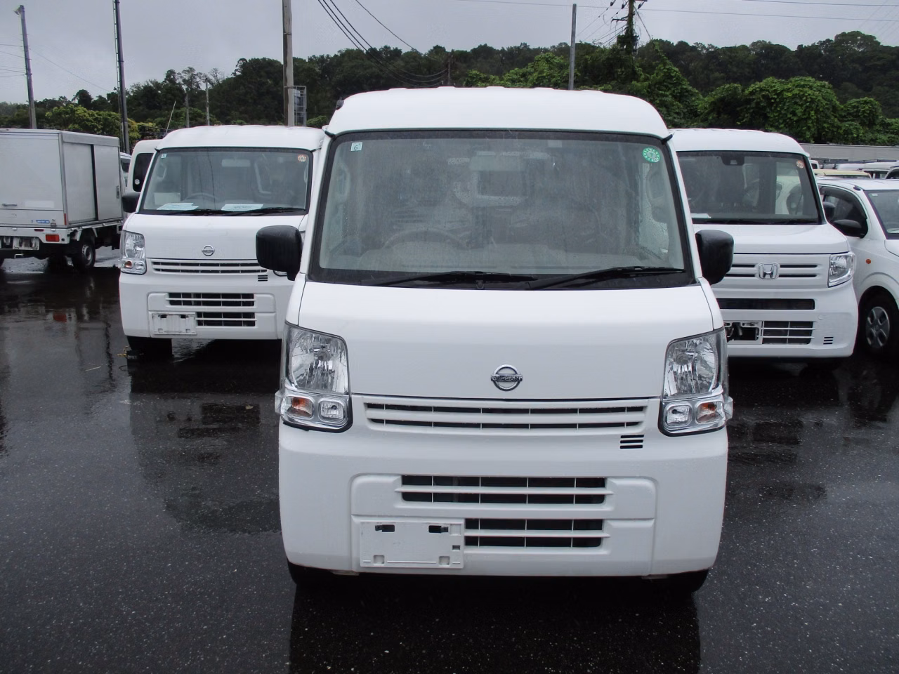 NISSAN NV100 CLIPPER