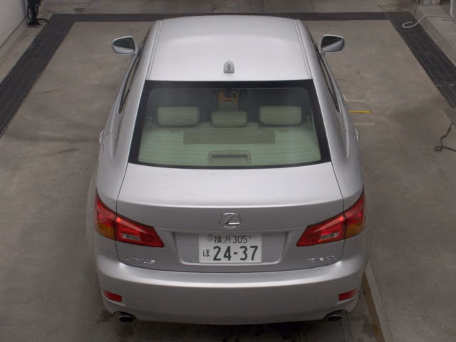 LEXUS IS250