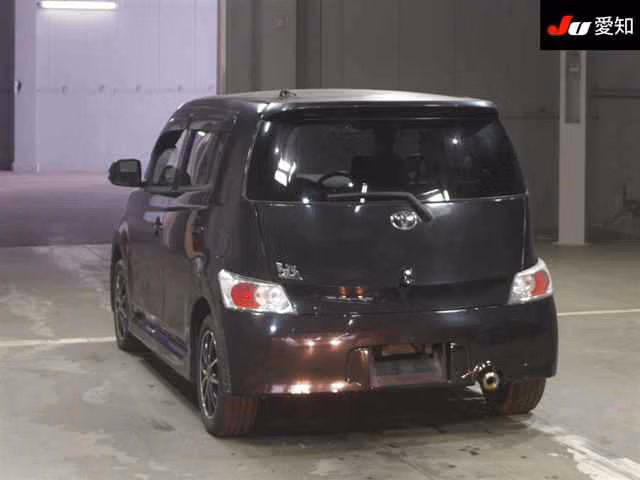 TOYOTA BB