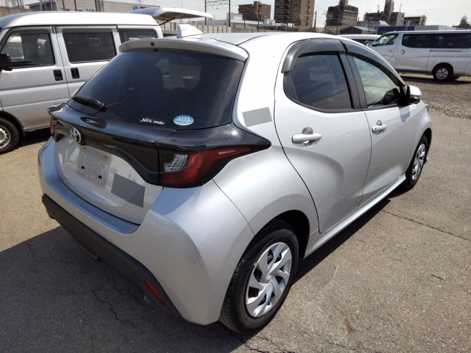 TOYOTA YARIS