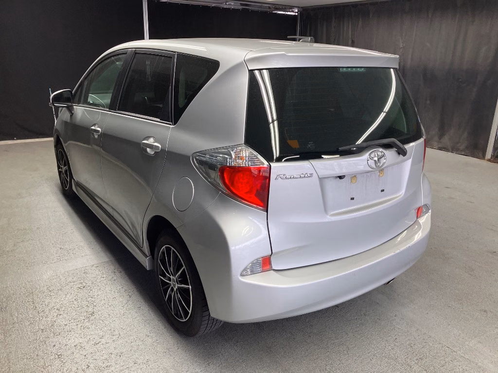 TOYOTA RACTIS