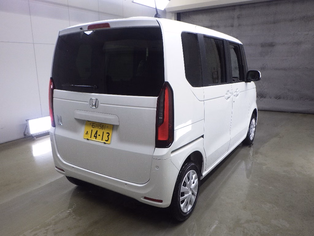 HONDA N-BOX