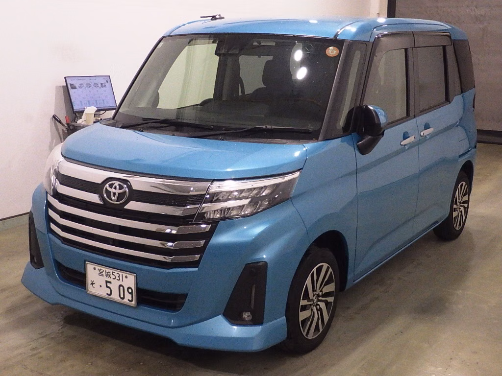 TOYOTA ROOMY